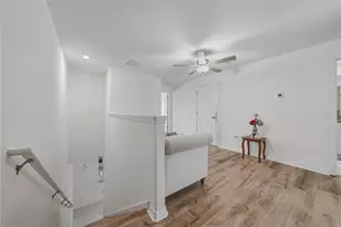 30688 Veridian Wy, Wesley Chapel, FL 33543 - Photo 20