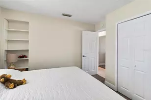 7001 18th St N, Saint Petersburg, FL 33702 - Photo 30