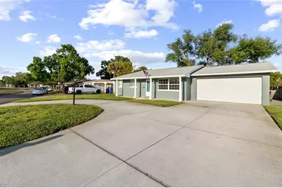 7001 18th Street N, Saint Petersburg, FL 33702 - Photo 6