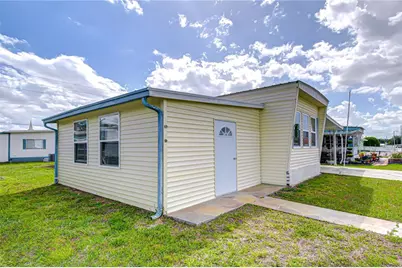 38634 Lansing Avenue, Zephyrhills, FL 33542 - Photo 40