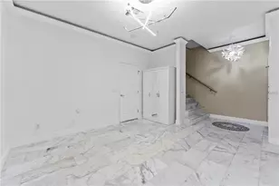 1437 Harbour Walk Rd, Tampa, FL 33602 - Photo 16