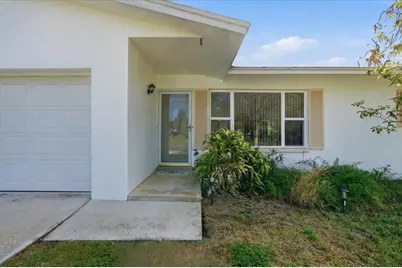 140 Patlin Circle E, Largo, FL 33770 - Photo 4