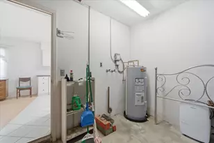 140 Patlin Cir E, Largo, FL 33770 - Photo 30