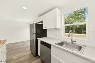 10301 Hudson Ave, Hudson, FL 34669 - Photo 4