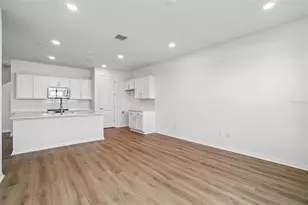 31546 Azure Bch Dr, San Antonio, FL 33576 - Photo 6