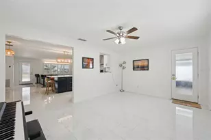 13133 Dorchester Dr, Seminole, FL 33776 - Photo 16