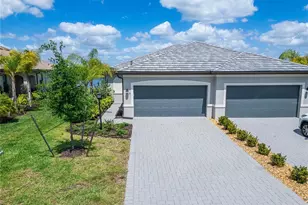 15713 Sunny Day Dr, Bradenton, FL 34211 - Photo 4