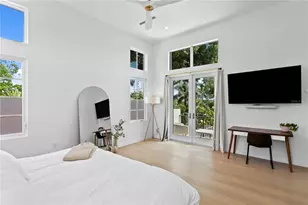 325 22nd Ave NE, Saint Petersburg, FL 33704 - Photo 42