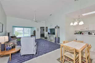 2414 Old Nantucket Ct, Sun City Center, FL 33573 - Photo 12