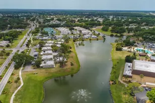 2414 Old Nantucket Ct, Sun City Center, FL 33573 - Photo 38