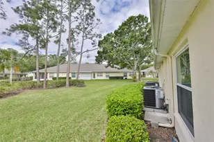 2414 Old Nantucket Ct, Sun City Center, FL 33573 - Photo 32