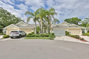 2414 Old Nantucket Ct, Sun City Center, FL 33573 - Photo 2