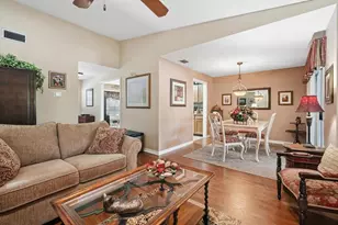 3213 Valley Oaks Dr, Tampa, FL 33618 - Photo 8