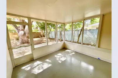 644 Manor Drive W, Dunedin, FL 34698 - Photo 20