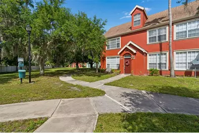 10576 Windsor Lake Court #41, Tampa, FL 33626 - Photo 4
