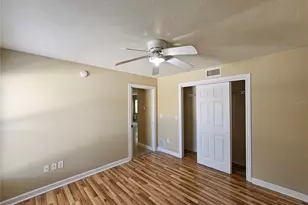 1365 Drew St, Clearwater, FL 33755 - Photo 10