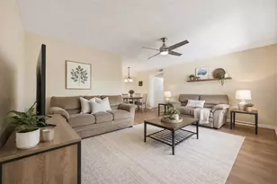 2690 Coral Landings Blvd, Palm Harbor, FL 34684 - Photo 4