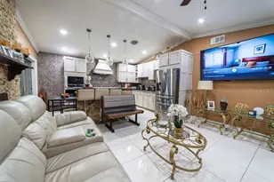 8006 Jackson Springs Rd, Tampa, FL 33615 - Photo 10