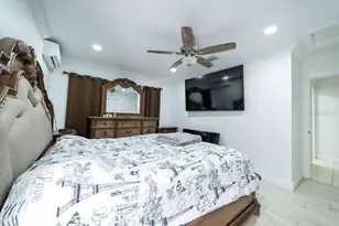 8006 Jackson Springs Rd, Tampa, FL 33615 - Photo 26