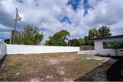 1950 75th Street N, Saint Petersburg, FL 33710 - Photo 36
