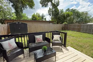 2109 E Navajo Ave, Tampa, FL 33612 - Photo 22