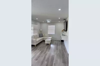 2109 E Navajo Avenue, Tampa, FL 33612 - Photo 2