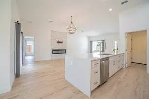 9481 Swiss Rd, Spring Hill, FL 34606 - Photo 10