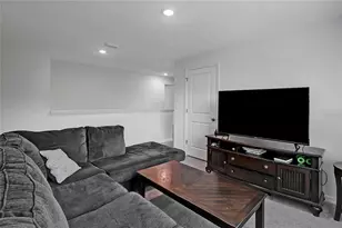 7737 Rosewood Garden Loop, Tampa, FL 33637 - Photo 40