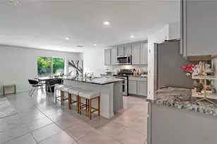 7737 Rosewood Garden Loop, Tampa, FL 33637 - Photo 8