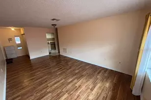 660 62nd Ave N, Saint Petersburg, FL 33702 - Photo 4