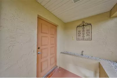 431 Gloucester Boulevard #87, Sun City Center, FL 33573 - Photo 2