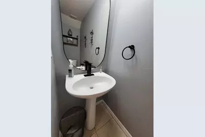 1018 Tullamore Drive, Wesley Chapel, FL 33543 - Photo 50