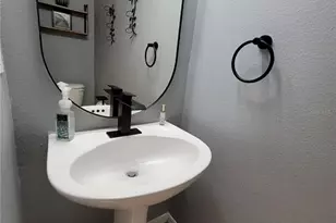 1018 Tullamore Dr, Wesley Chapel, FL 33543 - Photo 50