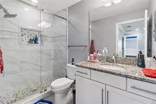 10316 Clover Pine Dr, Tampa, FL 33647 - Photo 40