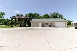 8105 Brower Dr, Bradenton, FL 34211 - Photo 36