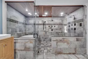 8105 Brower Dr, Bradenton, FL 34211 - Photo 16