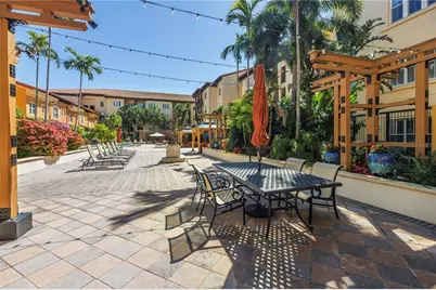100 4th Avenue S #207, Saint Petersburg, FL 33701 - Photo 38