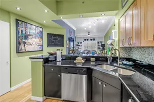 100 4th Ave S, Saint Petersburg, FL 33701 - Photo 10