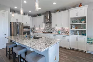 8306 Bluevine Sky Dr, Land O Lakes, FL 34637 - Photo 28