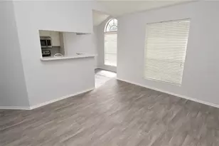 8641 Fancy Finch Dr, Tampa, FL 33614 - Photo 14