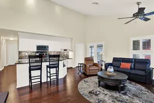 2021 Meadow Rue Ct, Trinity, FL 34655 - Photo 8