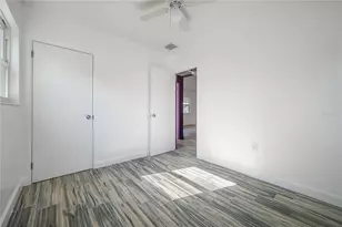 3811 44th Ave N, Saint Petersburg, FL 33714 - Photo 16