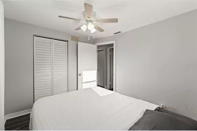 8996 Southern Comfort Drive, Largo, FL 33773 - Photo 16