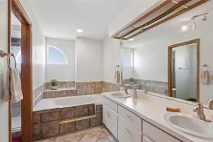 215 Santa Rosa Dr, Winter Haven, FL 33884 - Photo 22