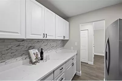 4610 W Gray Street #109, Tampa, FL 33609 - Photo 4