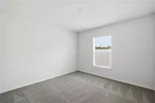 7100 Twisting Pines Loop, Zephyrhills, FL 33541 - Photo 12