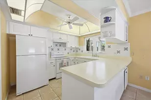 13305 Golf Crest Cir, Tampa, FL 33618 - Photo 14