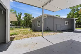 1104 E Alsobrook St, Plant City, FL 33563 - Photo 10