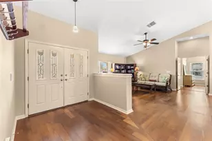 2686 Scobee Dr, Palm Harbor, FL 34683 - Photo 12