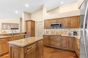 2686 Scobee Dr, Palm Harbor, FL 34683 - Photo 16